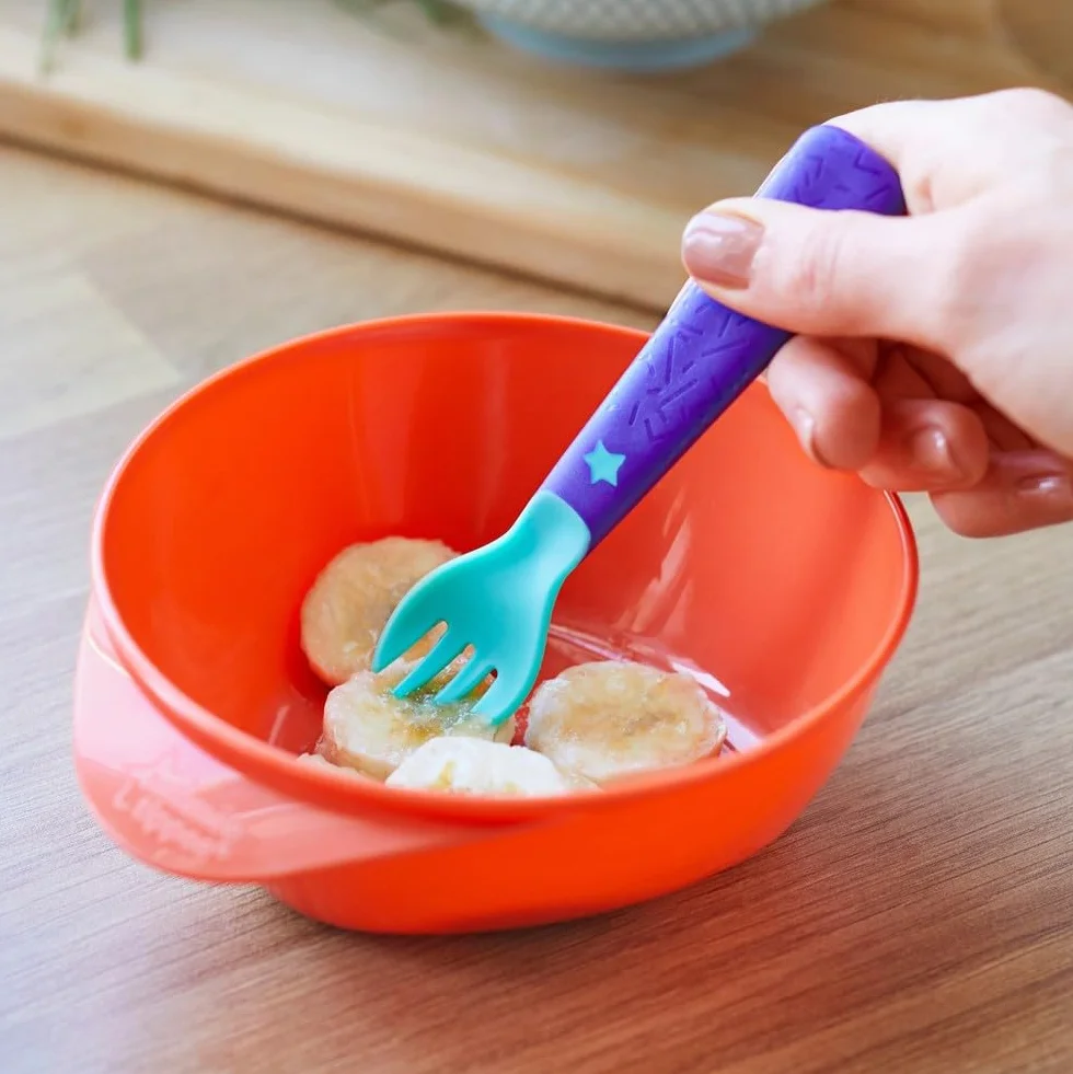 Tommee Tippee Easi Scoop Baby Feeding Bowls Pack of 4 Stackable with Triangular Base Ergonomic Handle