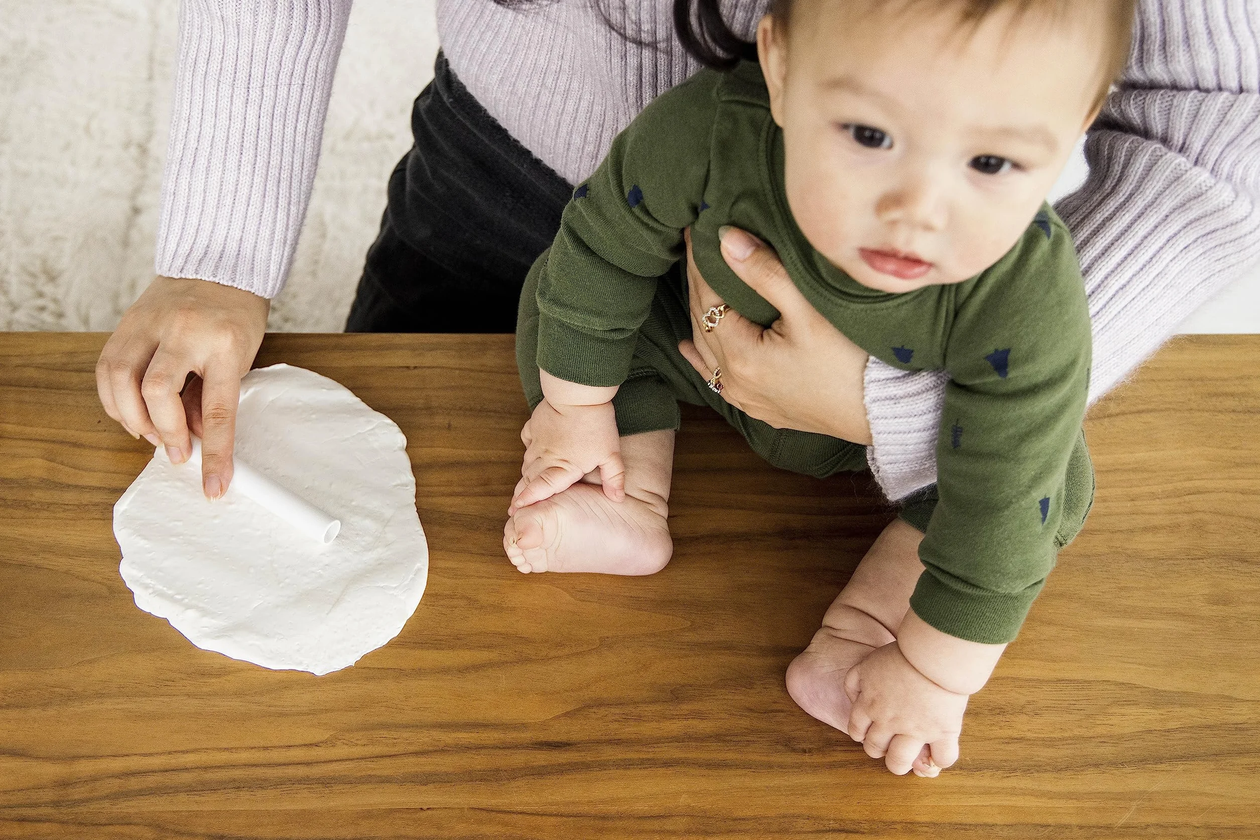 Pearhead Babyprints zestaw ozdób pamiątkowych dla noworodka, idealna pamiątka świąteczna lub prezent (święta)