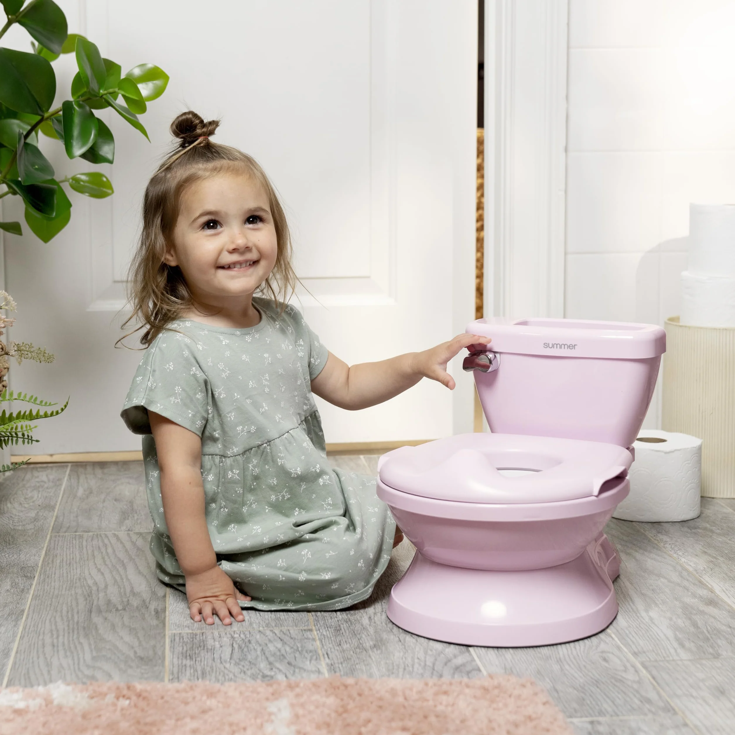 Ingenuity My Size Potty Pro, toaleta do nauki korzystania z nocnika dla niemowląt, realistyczny dźwięk spłukiwania, ochrona przed zachlapaniem, łatwa do czyszczenia, ze zdejmowaną miską