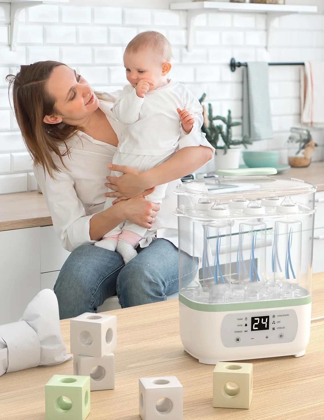 Momcozy Elektryczny sterylizator parowy 3-w-1 dla butelek dla niemowląt – sterylizuje, suszy i podgrzewa z 99,9% bakteriobójczymi właściwościami, pojemność na 8 butelek, 24-godzinny schutz przed