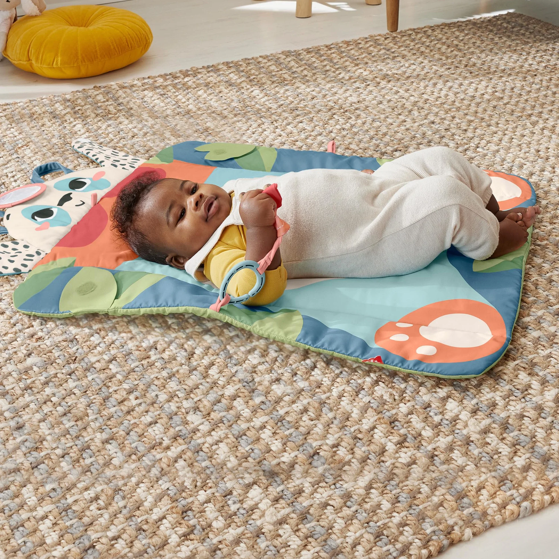 Fisher-Price Planet Friends Mata Wesoła Panda 3w1 z dwoma zabawkami dla noworodków, do zabawy na brzuszku, HKD65