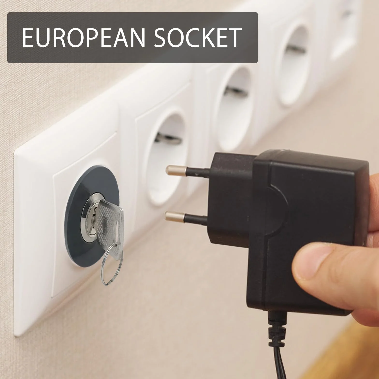 4 x zamek do gniazdka, zamykane, z zabezpieczeniem przed dziećmi, zabezpieczenie przed dziećmi, zabezpieczenie przed dziećmi, zapobiega dzieciom z urządzeniami elektrycznymi