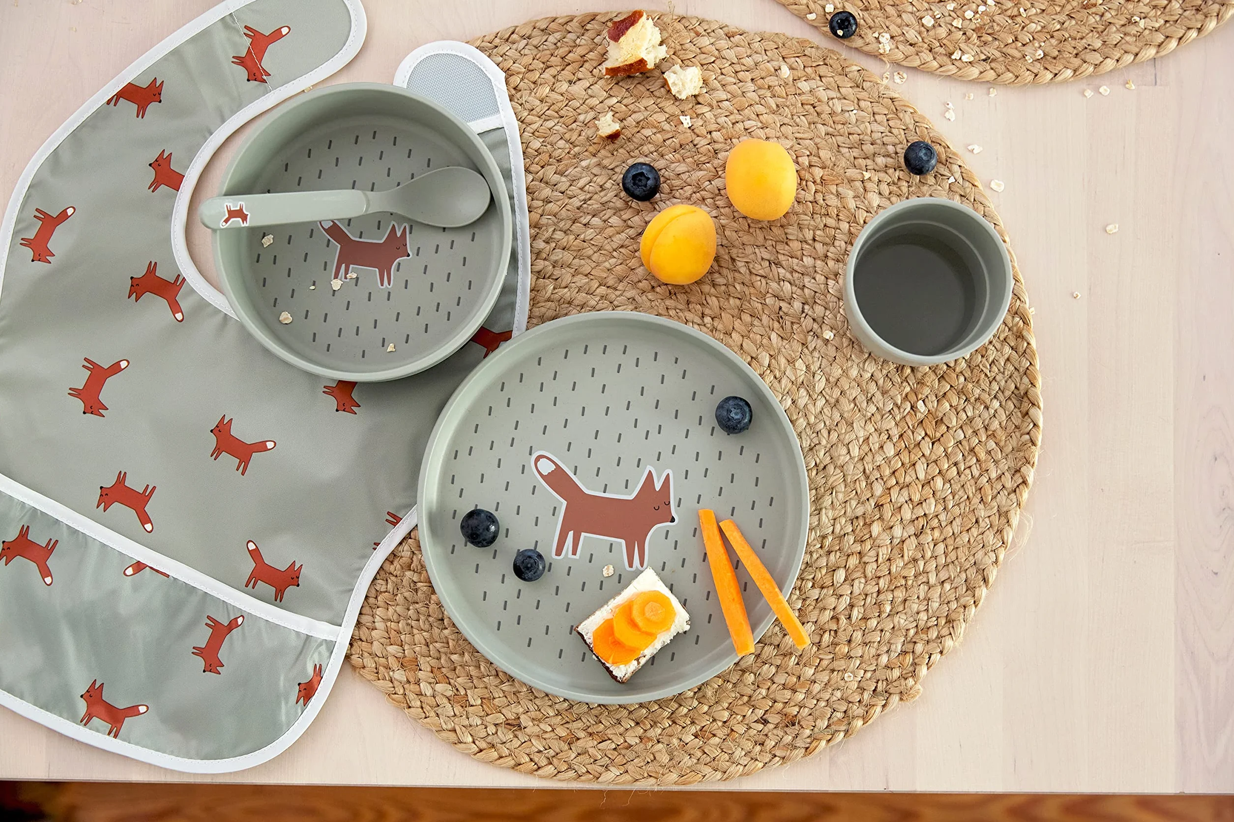 LÄSSIG Little Forest Fox zestaw naczyń dla dzieci (talerze, kubki, miseczki, łyżeczki) bez BPA, do zmywarki i kuchenki mikrofalowej