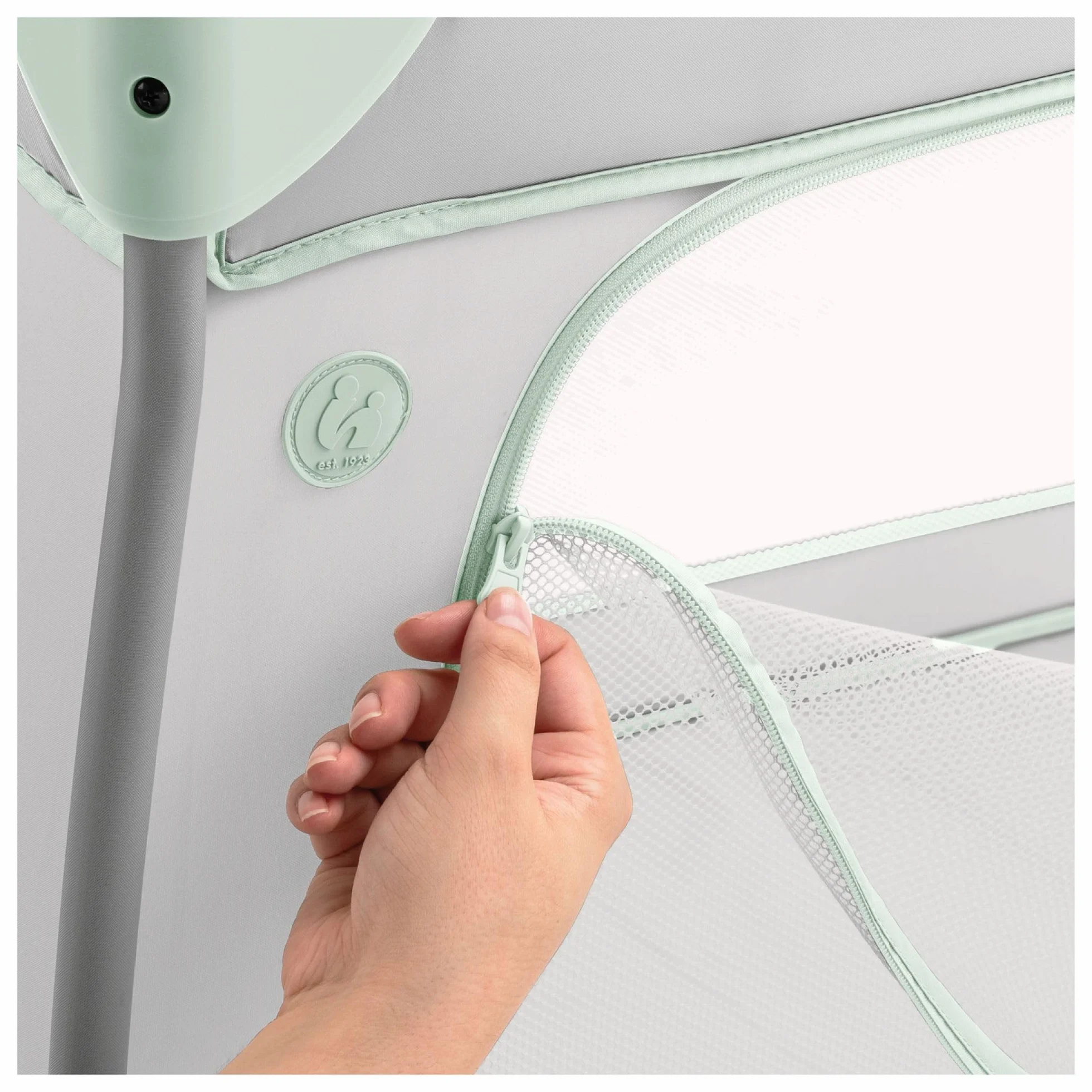 hauck Bebe Sleep N Play Go Plus, duży otwór boczny do zabawy, składany, kompaktowy, torba do przenoszenia, od urodzenia do 15 kg, Dusty Mint