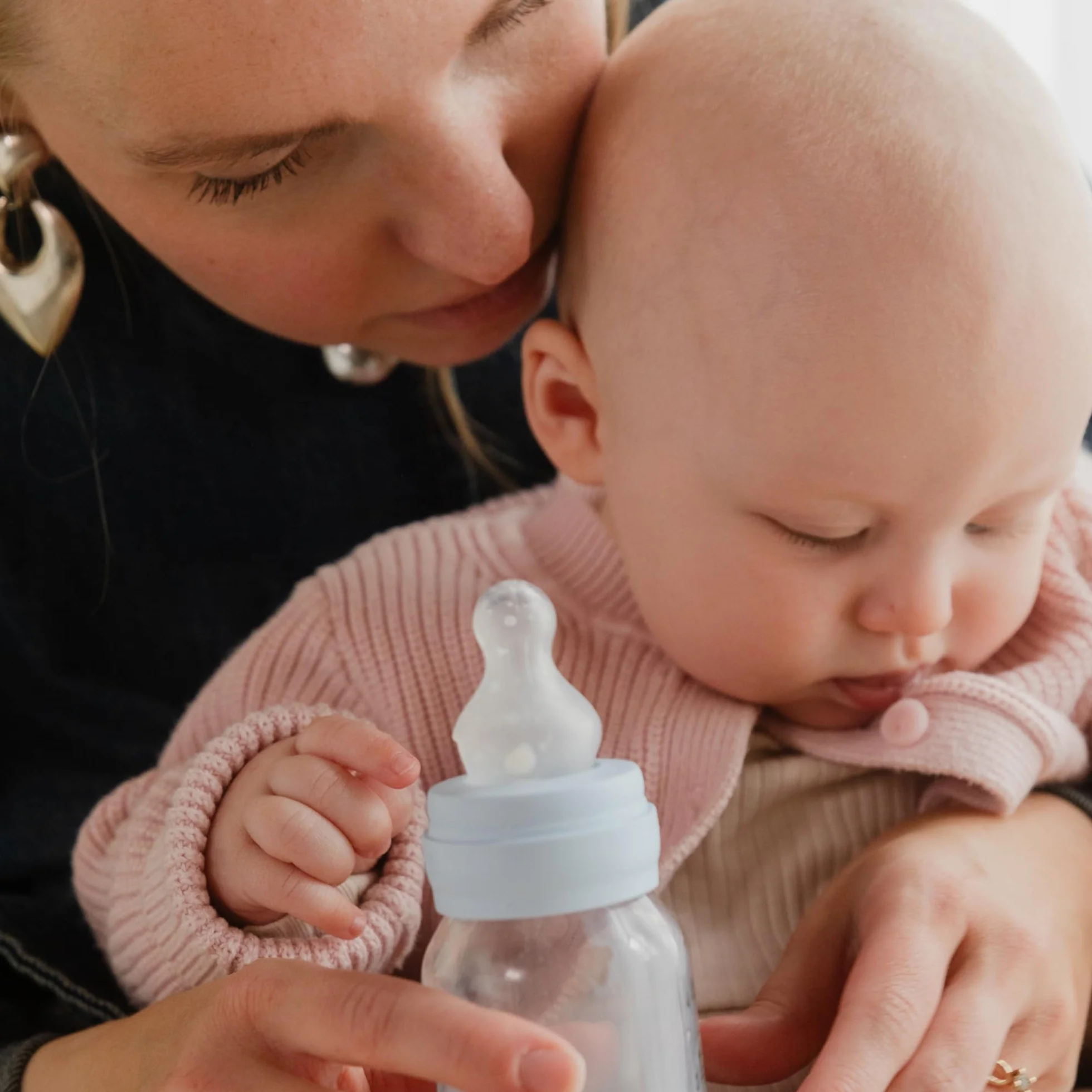 Butelka Bibs o pojemności 150 ml z silikonowym smoczkiem, funkcja antykolkowa, bez BPA, okrągły smoczek, powolny przepływ, odpowiednia dla noworodków - Sage