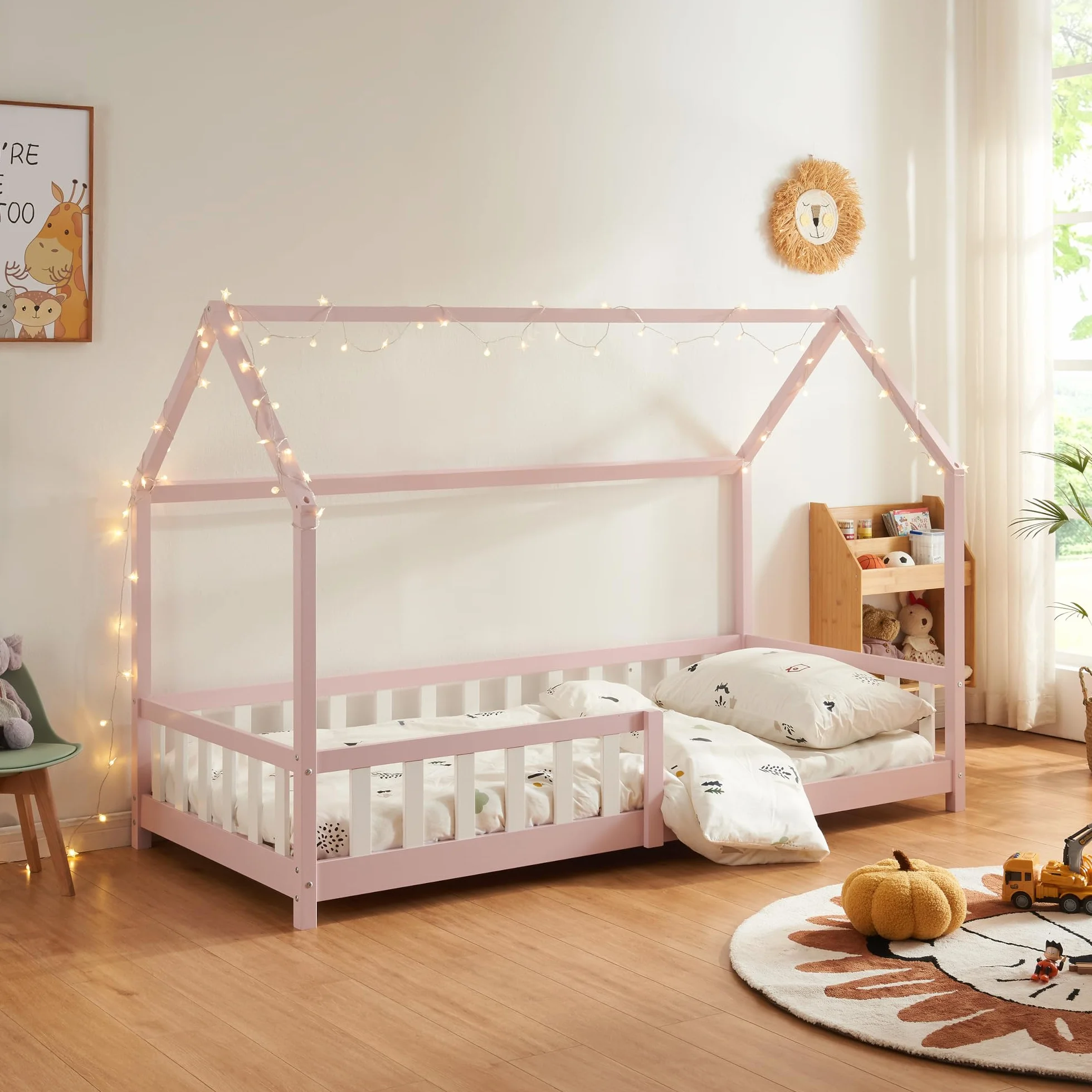 [en.casa] Łóżko dziecięce Hesel różowe 90 x 200 cm z ochroną przed wypadnięciem i stelażem z listew, łóżko młodzieżowe, drewniane łóżko