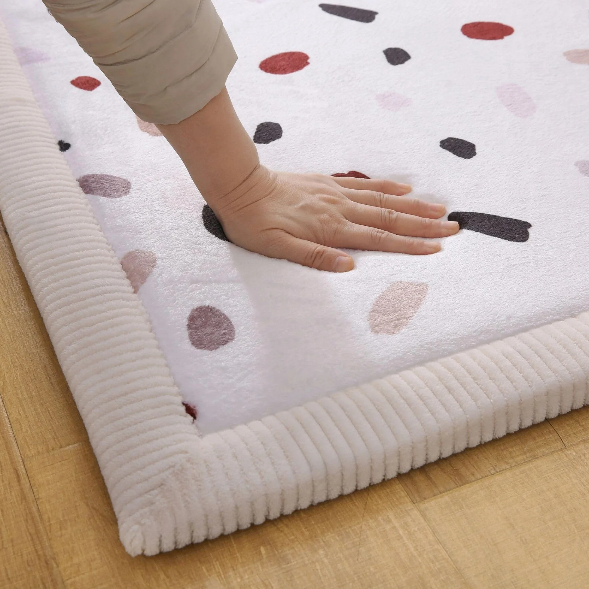 Stylowa koralowa aksamitna mata do zabawy dla niemowląt na podłogę 150 cm x 200 cm, konfetti – miękki dywan z pianki z pamięcią kształtu o wysokiej gęstości, dywan dla dzieci z antypoślizgowym spodem