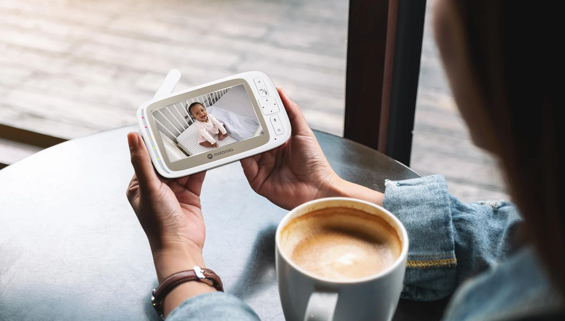 Motorola Nursery VM85 Connect Baby Monitor z kamerą – WiFi i aplikacja mobilna, wyświetlacz 5”, widzenie nocne, obrót/pochylenie, dwukierunkowa rozmowa, kołysanki