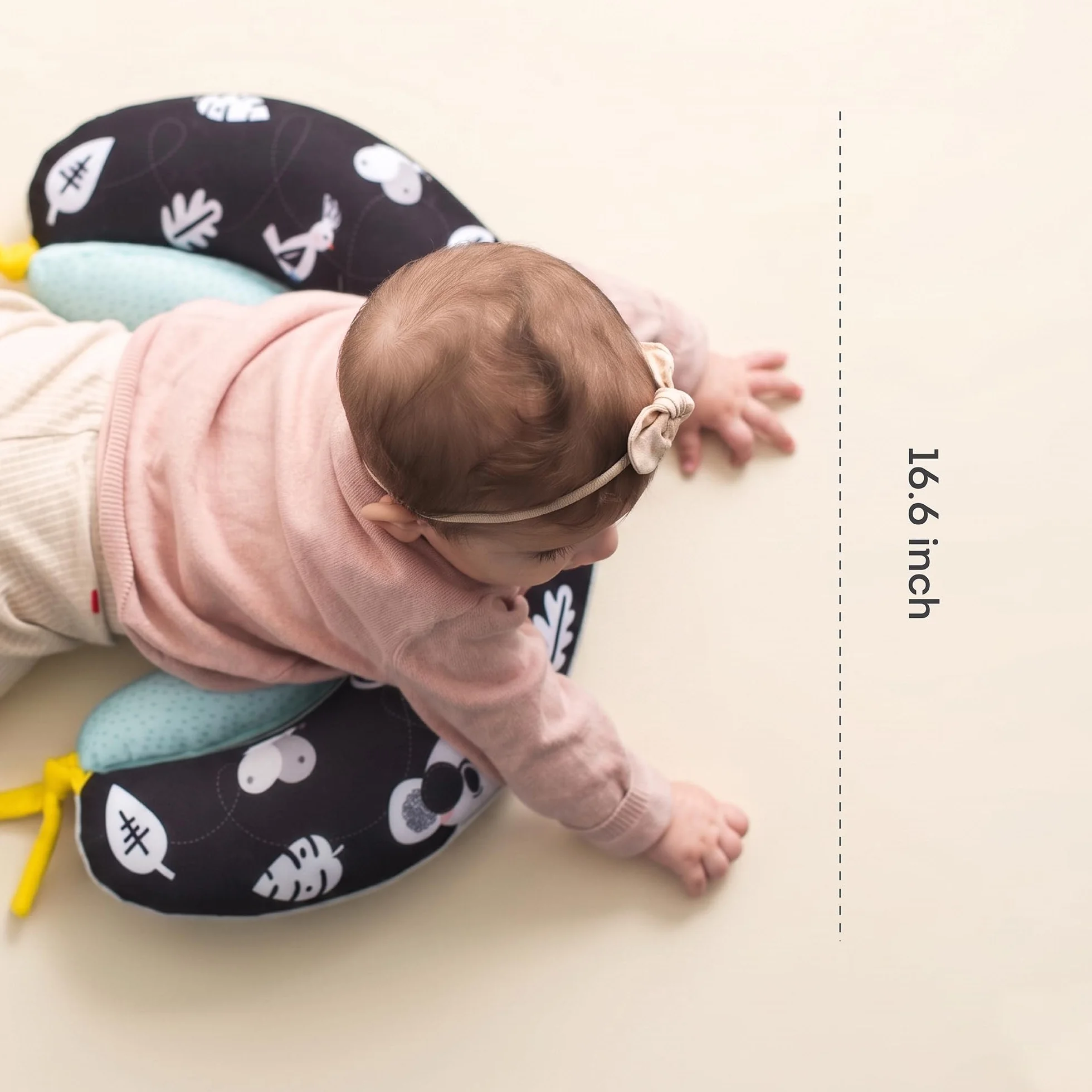 Taf Toys 2 in 1 Tummy Time Developmental Pillow. Multi-use Super Soft Comfy Newborn Baby Nursery Support Pillow. Helps Strengthen Baby's Core & Neck Muscles. Suitable for Boys & Girls from Birth