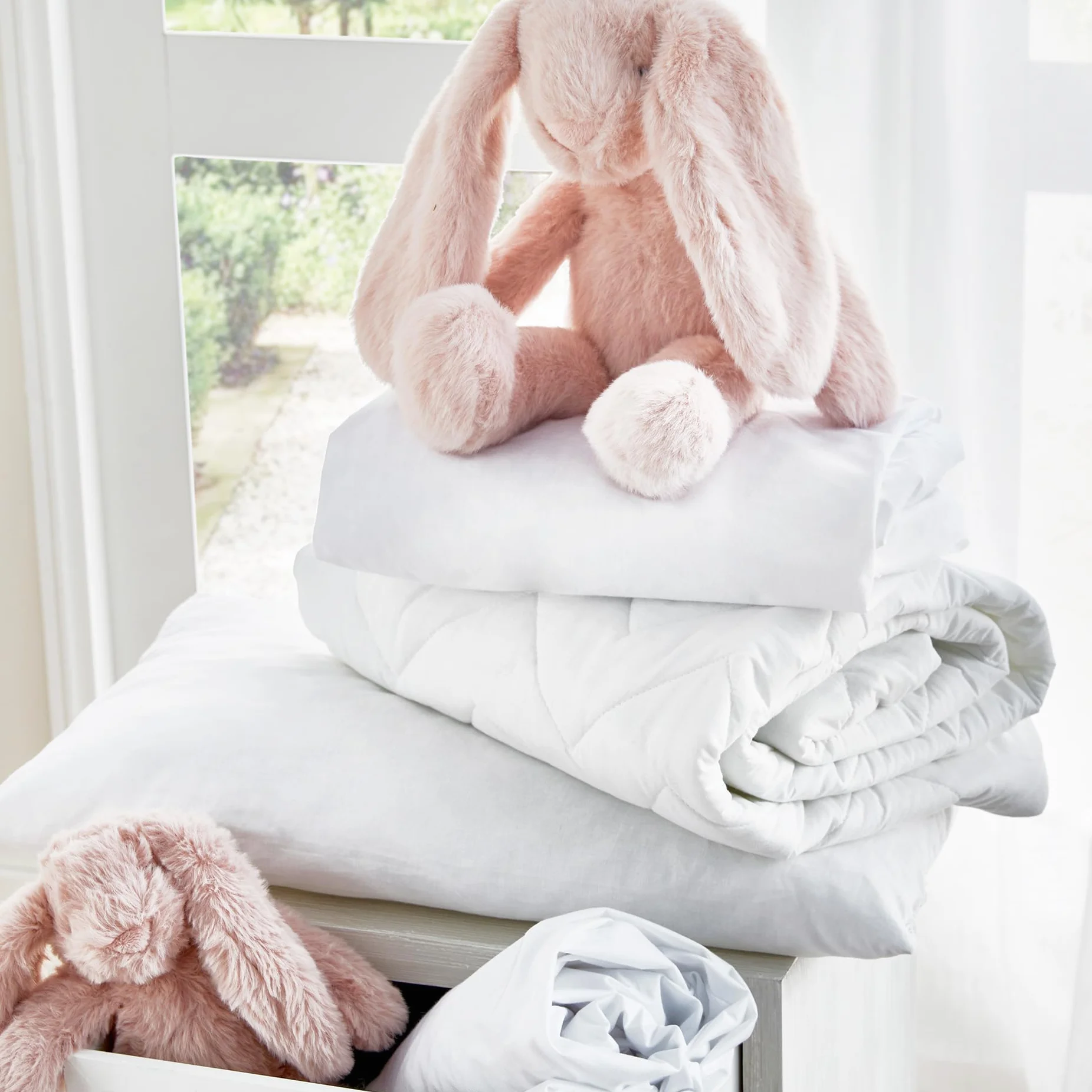 Pikolin Home - Wodoodporny ochraniacz na materac frotte i oddychający, chłonny, certyfikat Oeko-Tex, na łóżeczko dziecięce 70, wysokość do 32 cm, nakładka na materac 70 x 140 cm