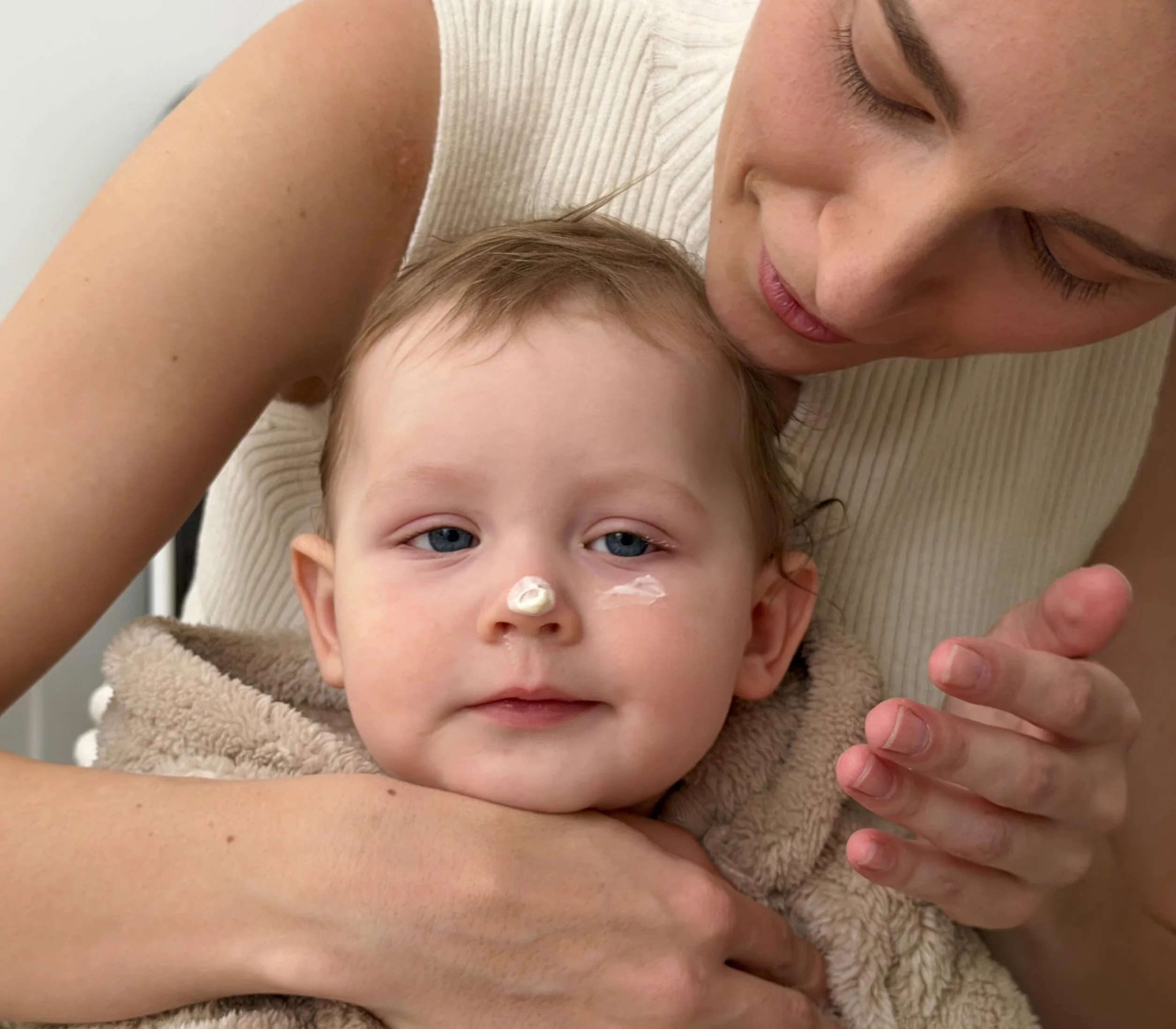 aromáma Dry Skin Cream dla niemowląt i dzieci, naturalny krem nawilżający do twarzy i ciała, do skóry wrażliwej, z nagietkiem, ekstraktem z owsa, pantenolem, olejkiem z czarnuszki i oleju rycynowego