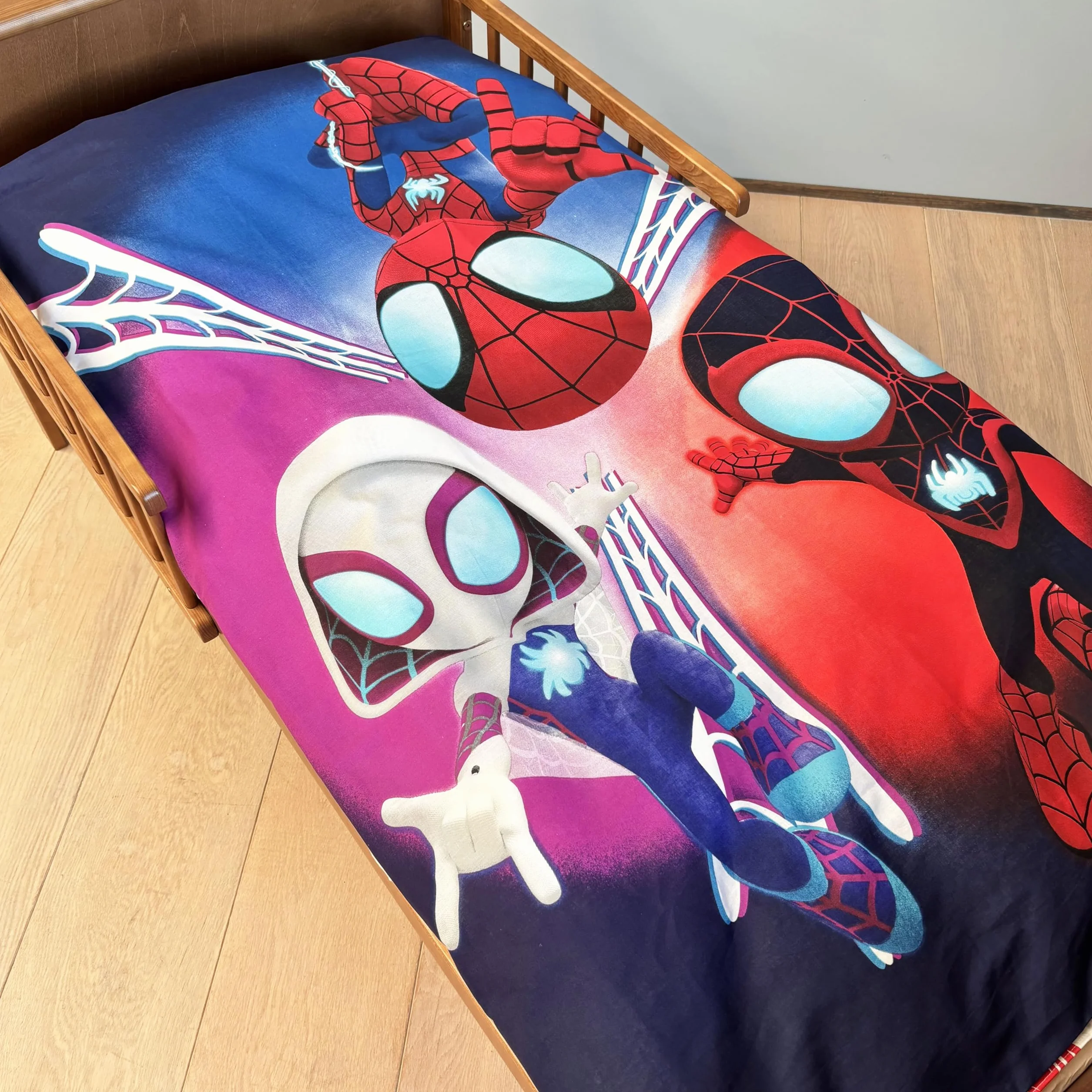 BrandMac Spidey komplet pościeli dziecięcej 100 x 135 cm 40 x 60 cm
