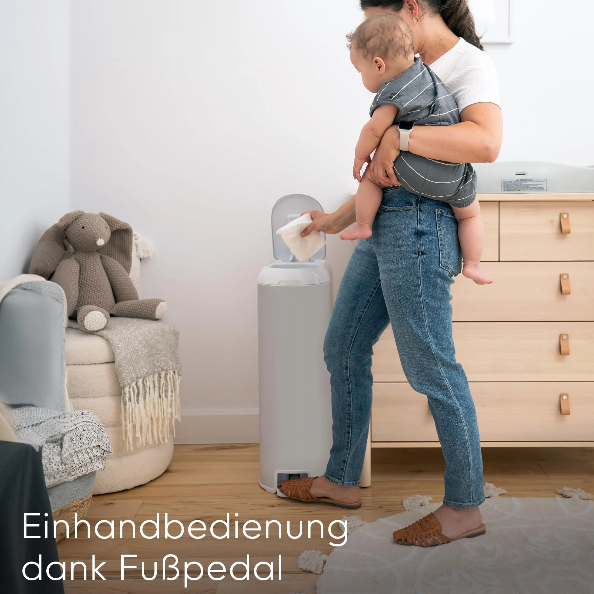 Diaper Genie Diaper Genie Platinum szary kosz na pieluchy z 1 wkładem Easy Roll 18 worków