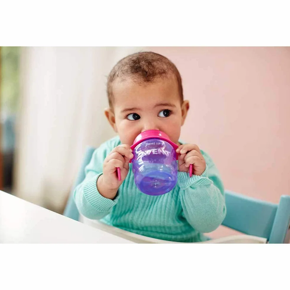 Philips Avent SCF551/03 - Vaso con boquilla silikonowa para niña, válvula antigoteo, sin BPA, para niemowlęca 6 sztuk, 200 ml, kolor różowy
