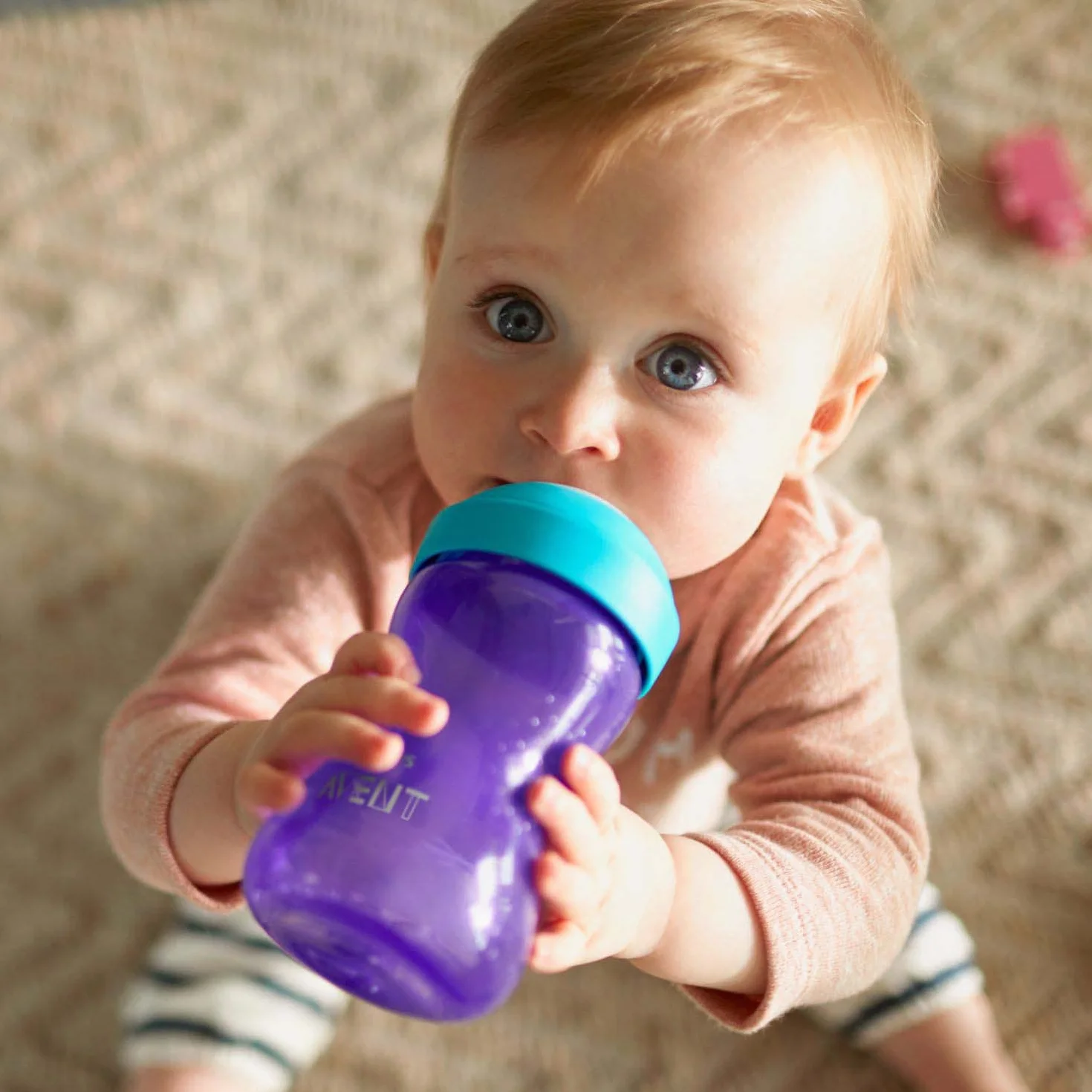 Philips Avent Kubek do picia z miękkim dzióbkiem SCF802/02, 9 m+, 260 ml, fioletowy/niebieski