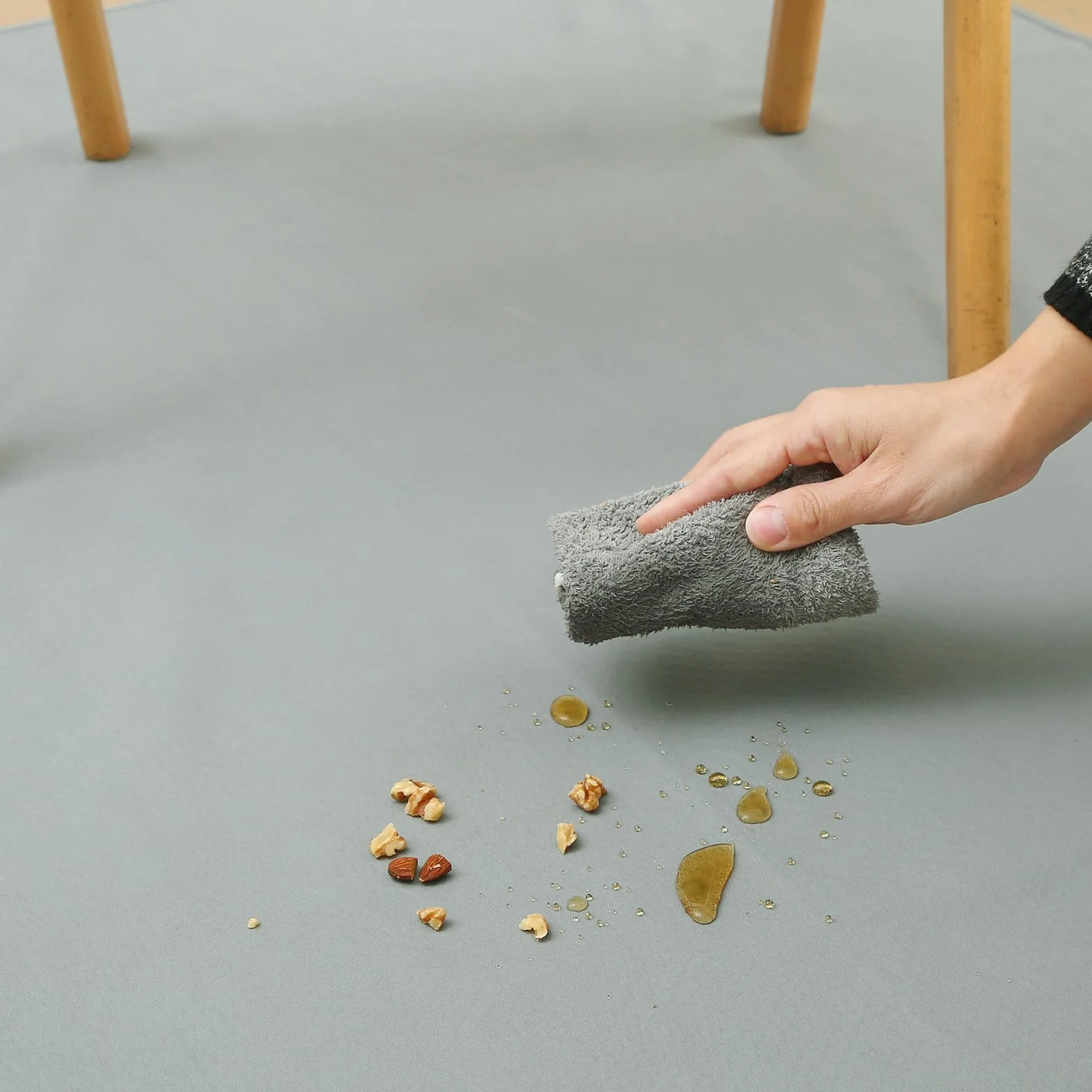 Mata pod krzesełko pod wysokie krzesło/sztuka/rękodzieło od CLCROBD, antypoślizgowa mata dla niemowląt 130 cm do rozpryskiwania żywności i rozlania jedzenia bałaganu, wodoodporna osłona podłogi i