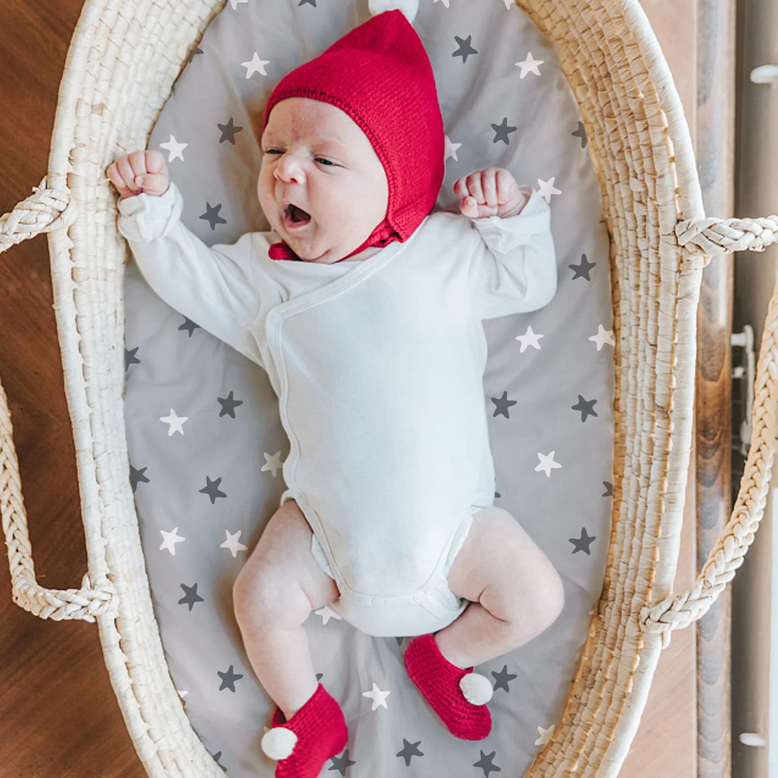 GLLQUEN BABY Prześcieradło z gumką Moses Basket dla noworodków, 100% mikrofibra, Oeko-tex100, przytulne i oddychające prześcieradła do łóżeczka dziecięcego dla chłopca i dziewczynki, łatwe w