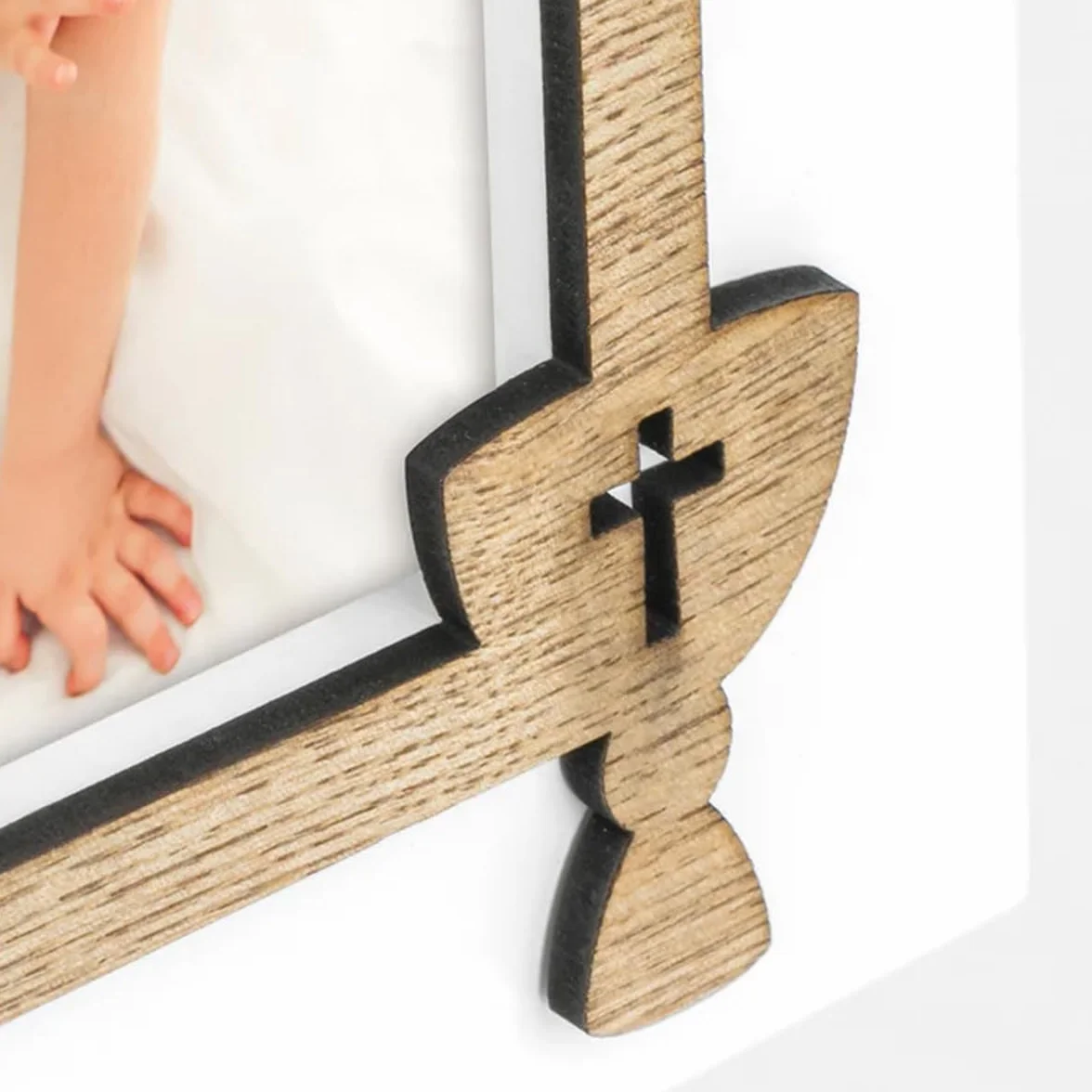 Generico Ramka na zdjęcia komunia dzieci na zdjęcia 10x15 - Elegancki design z drewna z detalami liści oliwnych i kielichem pierwszej komunii - idealny na święte wspomnienia i wystrój domu