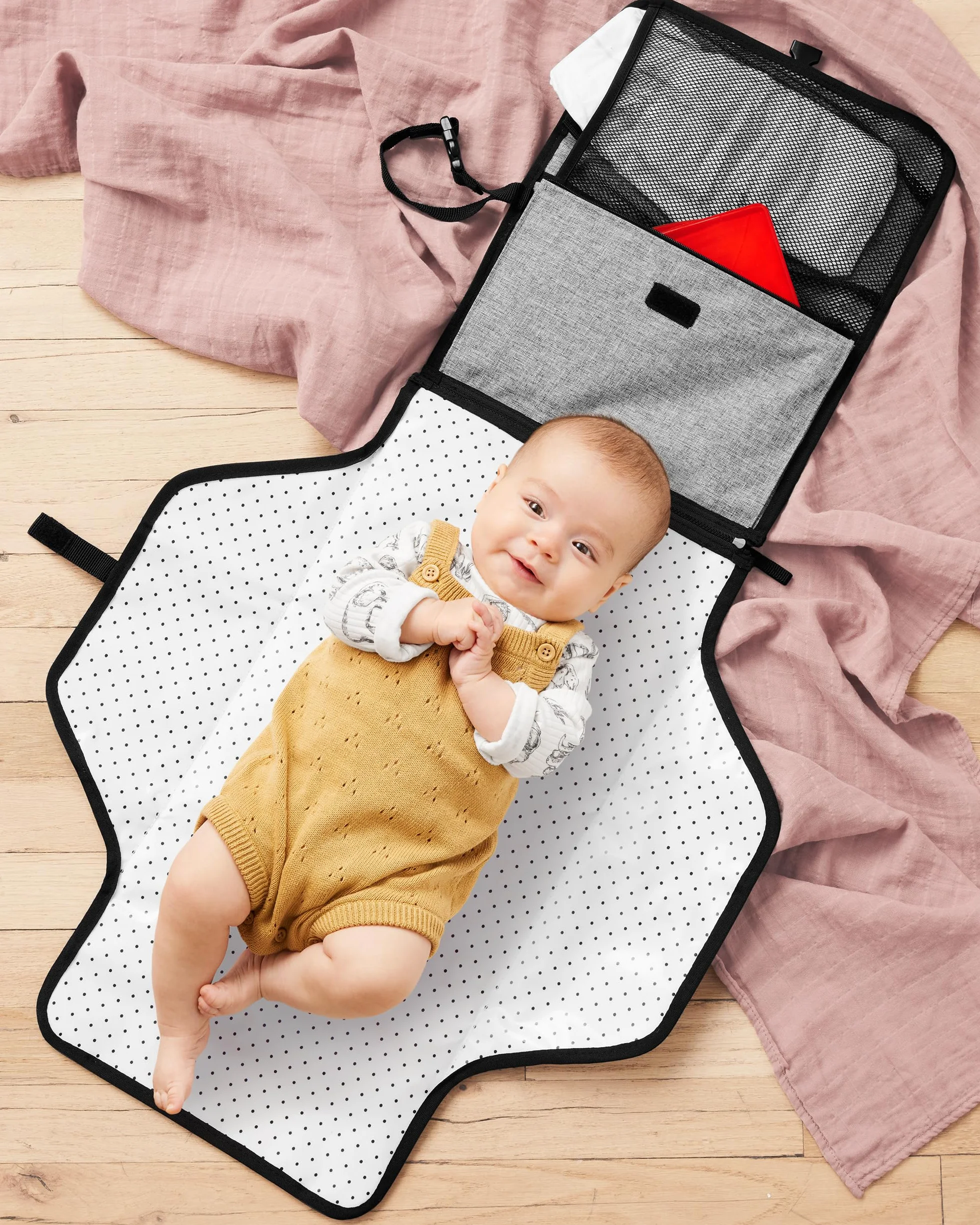 Skip Hop Pronto mini torba do przewijania, stacja do przewijania w podróży, szary melanż