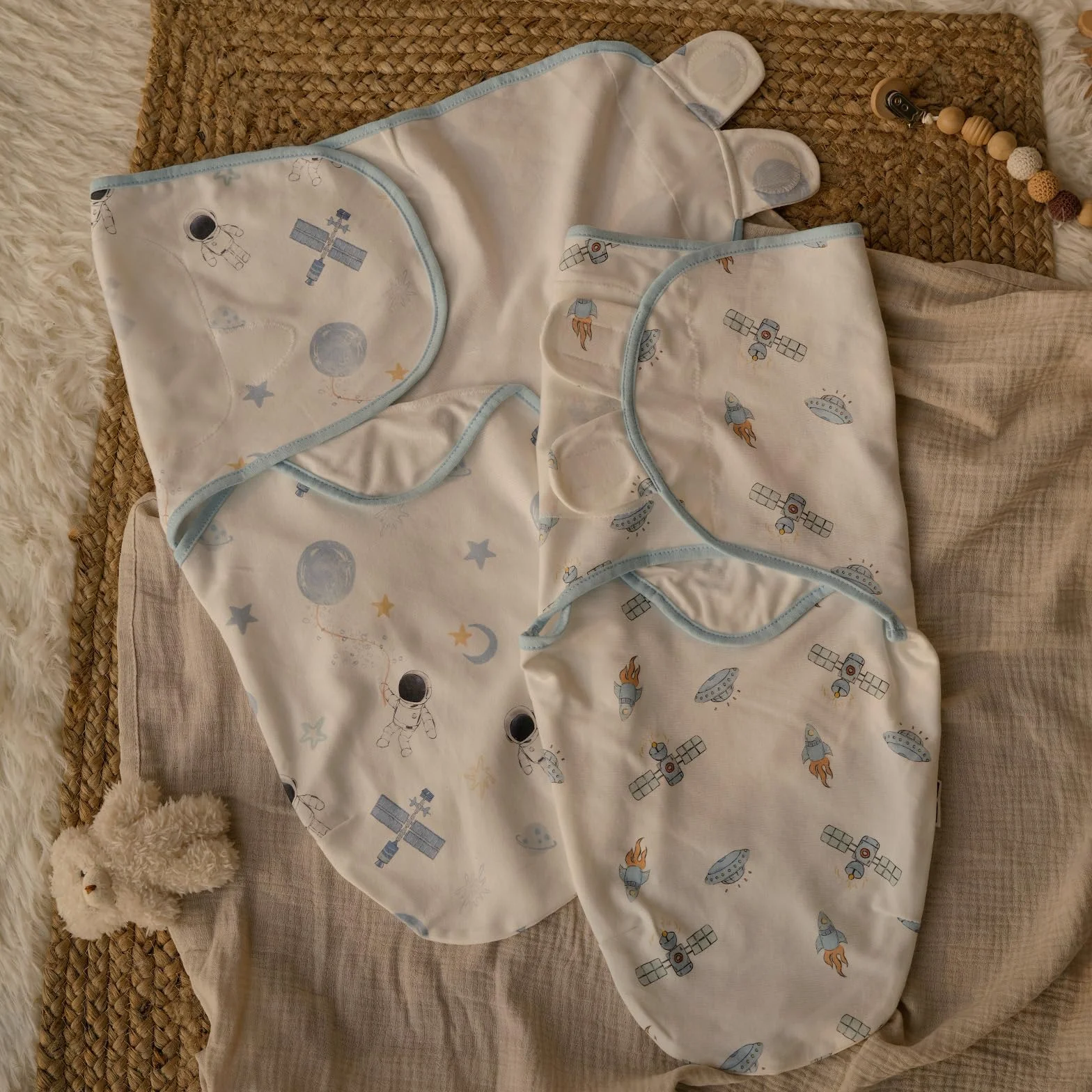 GLLQUEN BABY Swaddles Otulacz niemowlęcy 0-3 miesiące, 100% organiczna bawełna śpiwory dla noworodków, Oeko-tex100 śpiwór dla małych dzieci, uniseks 3-pak otulacz (Astronauta)