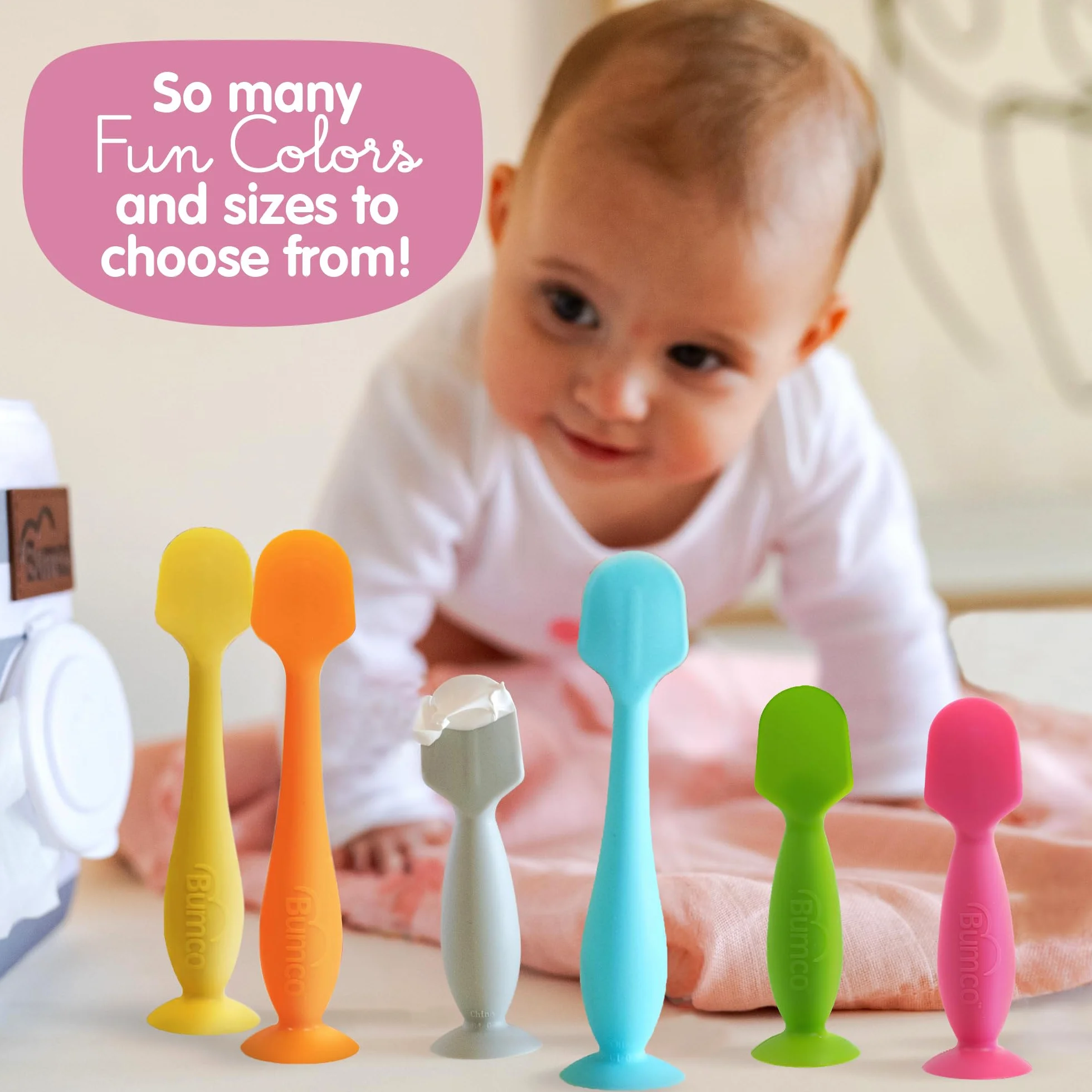 Bumco Baby Essentials dla noworodka – szczotka do pępka dla niemowląt oryginalny aplikator do wysypki na pieluchy, miękka elastyczna silikonowa szczotka, wyjątkowy prezent plus mini aplikator do wysypki z etui podróżnym, niebieski i szary