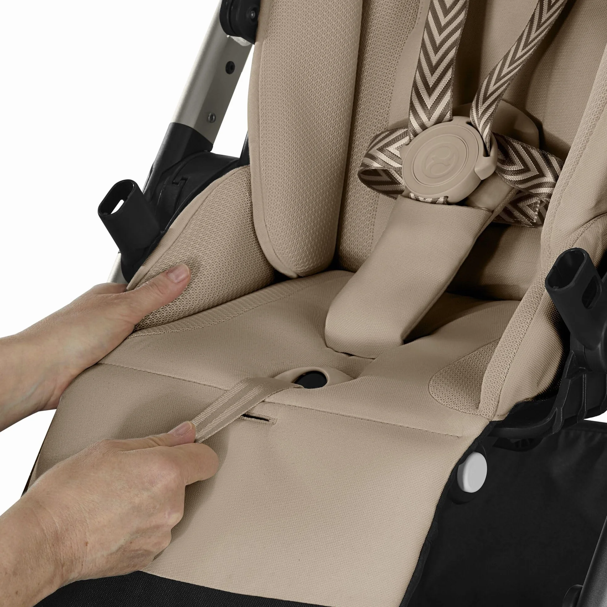 CYBEX Gold Wózek Dziecięcy Balios S Lux, Ergonomiczna Pozycja Leżenia, System Pasów Obsługiwany Jedną Ręką, Od Urodzenia Do 22 Kg (Ok. 4 Lata), Almond Beige
