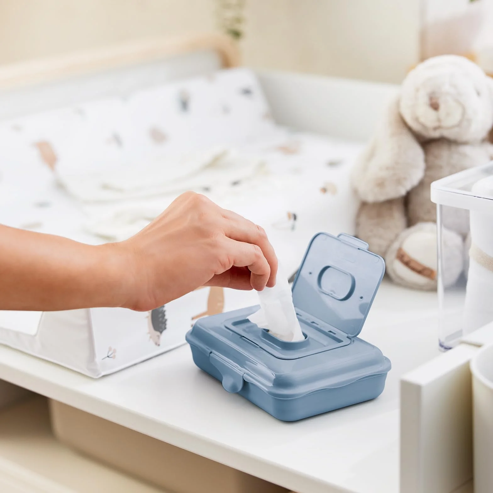 Rotho Babydesign Pudełko na chusteczki nawilżane, niebieskie, 1,25 l – duże pudełko do przechowywania chusteczek nawilżanych, chusteczek dla niemowląt i chusteczek czyszczących – do wielokrotnego