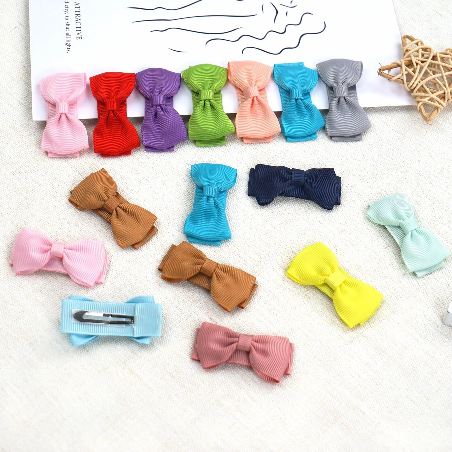 Spinki do włosów Tiny Bow dla dziewczynek niemowląt, antypoślizgowe spinki do włosów dla małych dzieci z cienkimi włosami, Mini Bow (20 szt.)