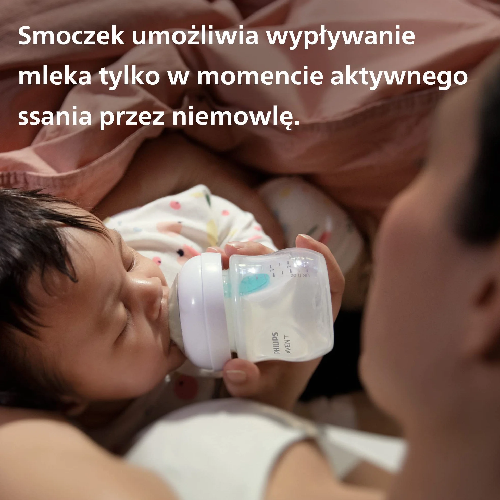 Philips Avent Zestaw butelek Natural z Responsywnym smoczkiem z nakładką antykolkową AirFree—4 butelki z nakładką AirFree, smoczek Ultra Soft, szczotka do butelek. Wiek 0 –12 mies.i (model SCD657/11)
