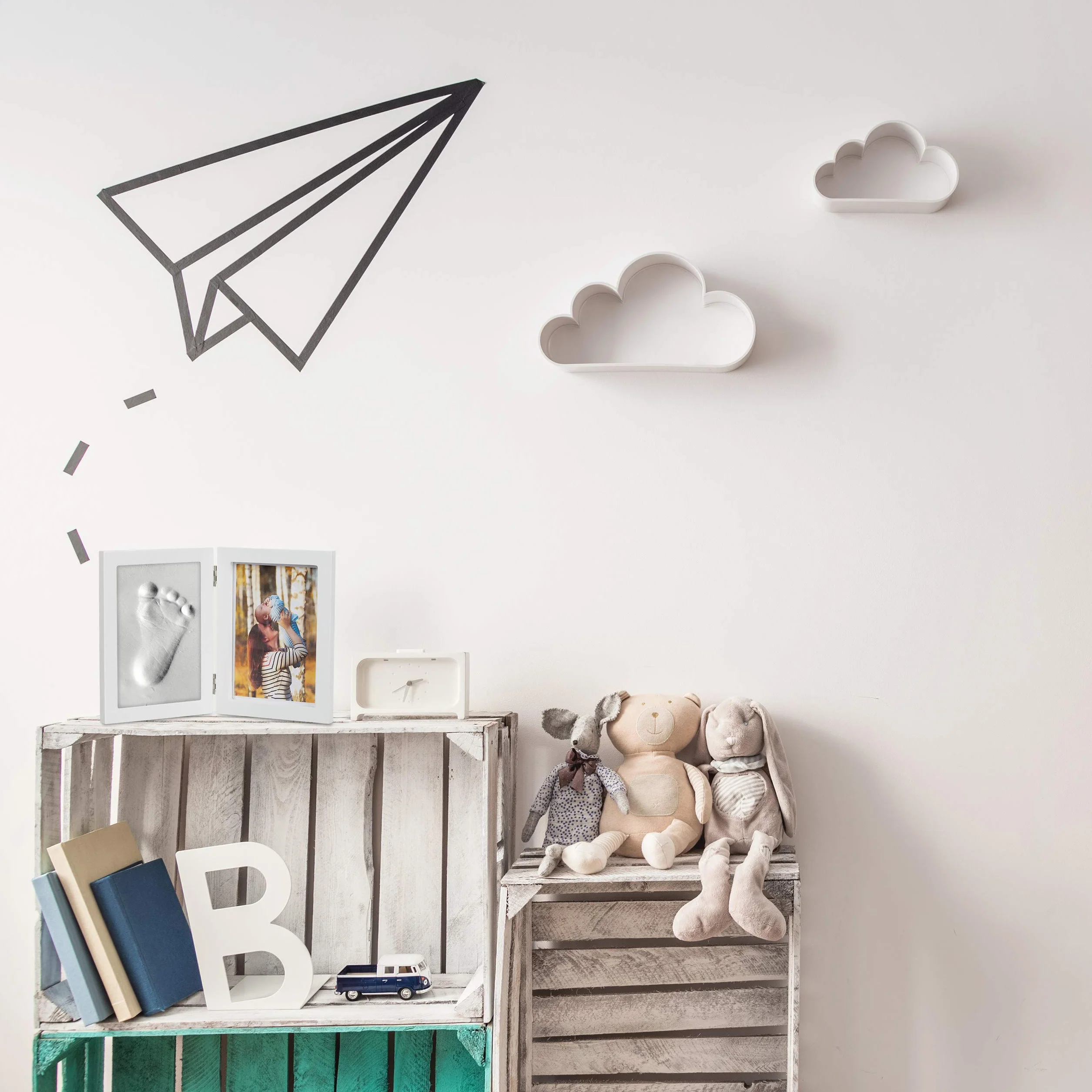 Relaxdays Ramka na zdjęcie dziecka z odlewem gipsowym, odciski dłoni, nóżki stopy niemowlęcia baby, z ramką, biały
