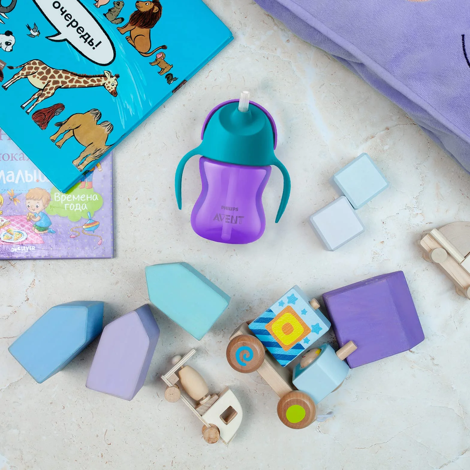 Philips Avent Sippy Cup dla niemowląt i małych dzieci, wolny od BPA, 200 ml, fioletowy/niebieski (model SCF796/02)