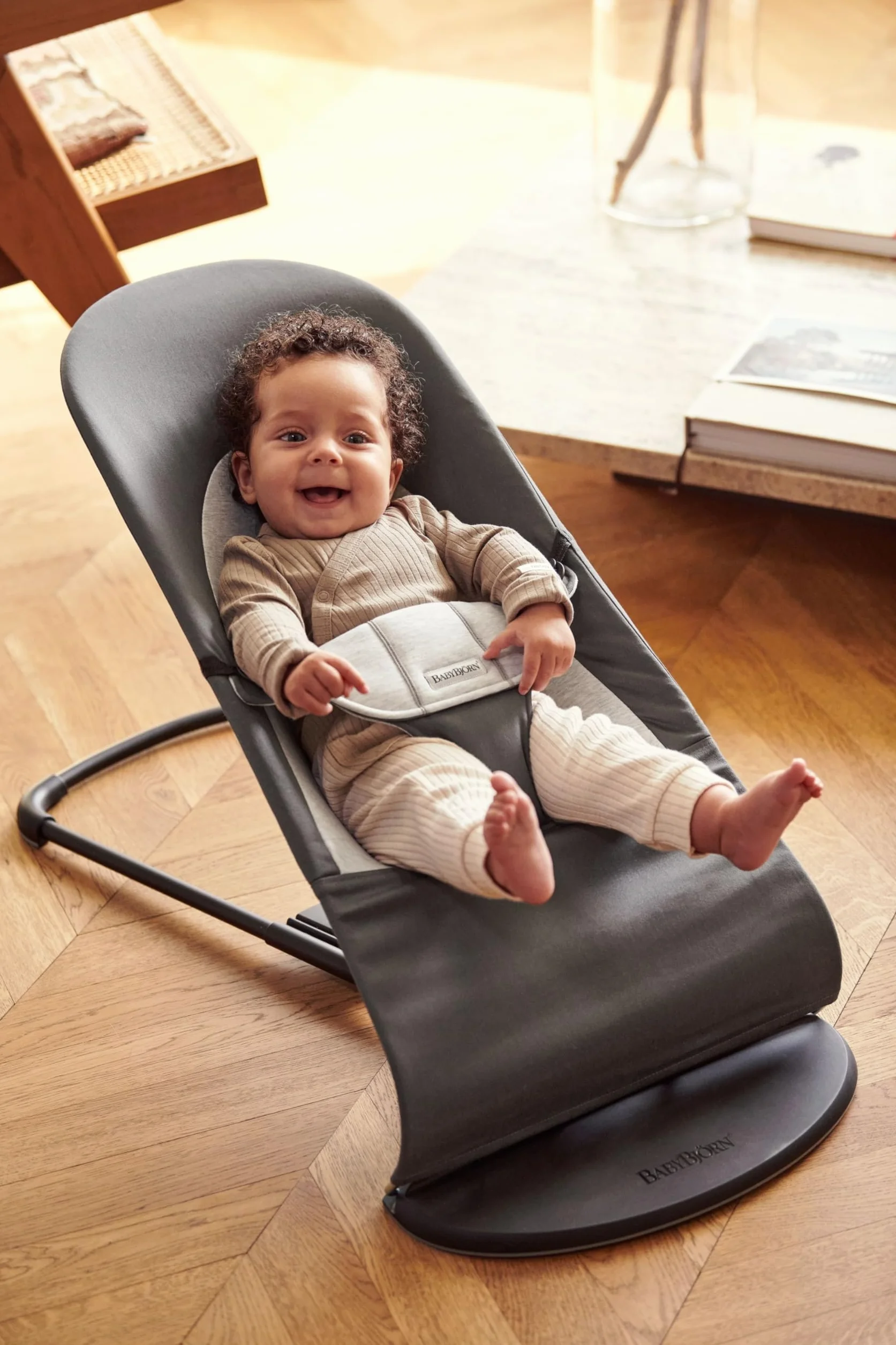 BabyBjörn Huśtawka dziecięca Balance Soft, tkany/Jersey, szary/szary